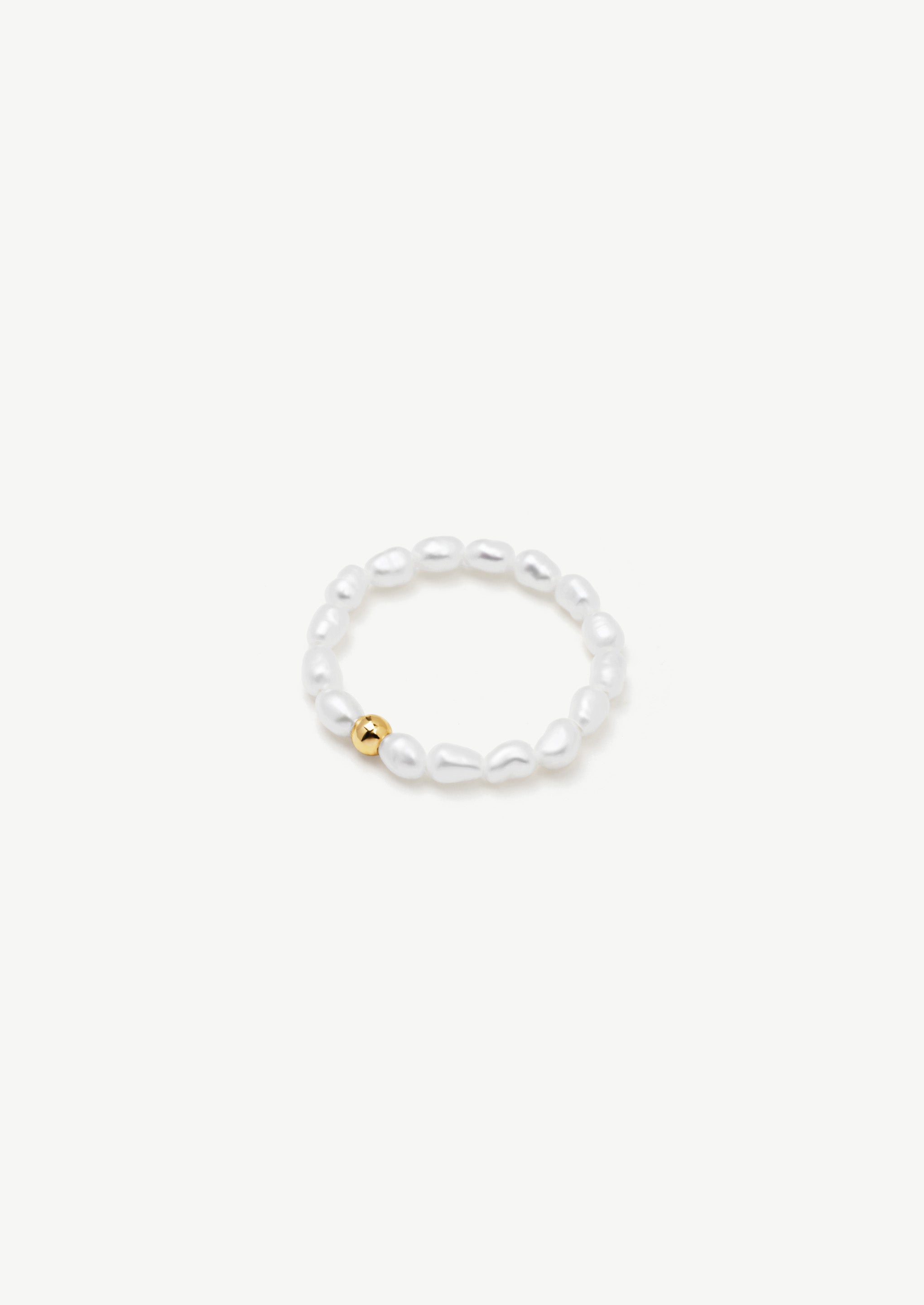 Classic Pearl Ring