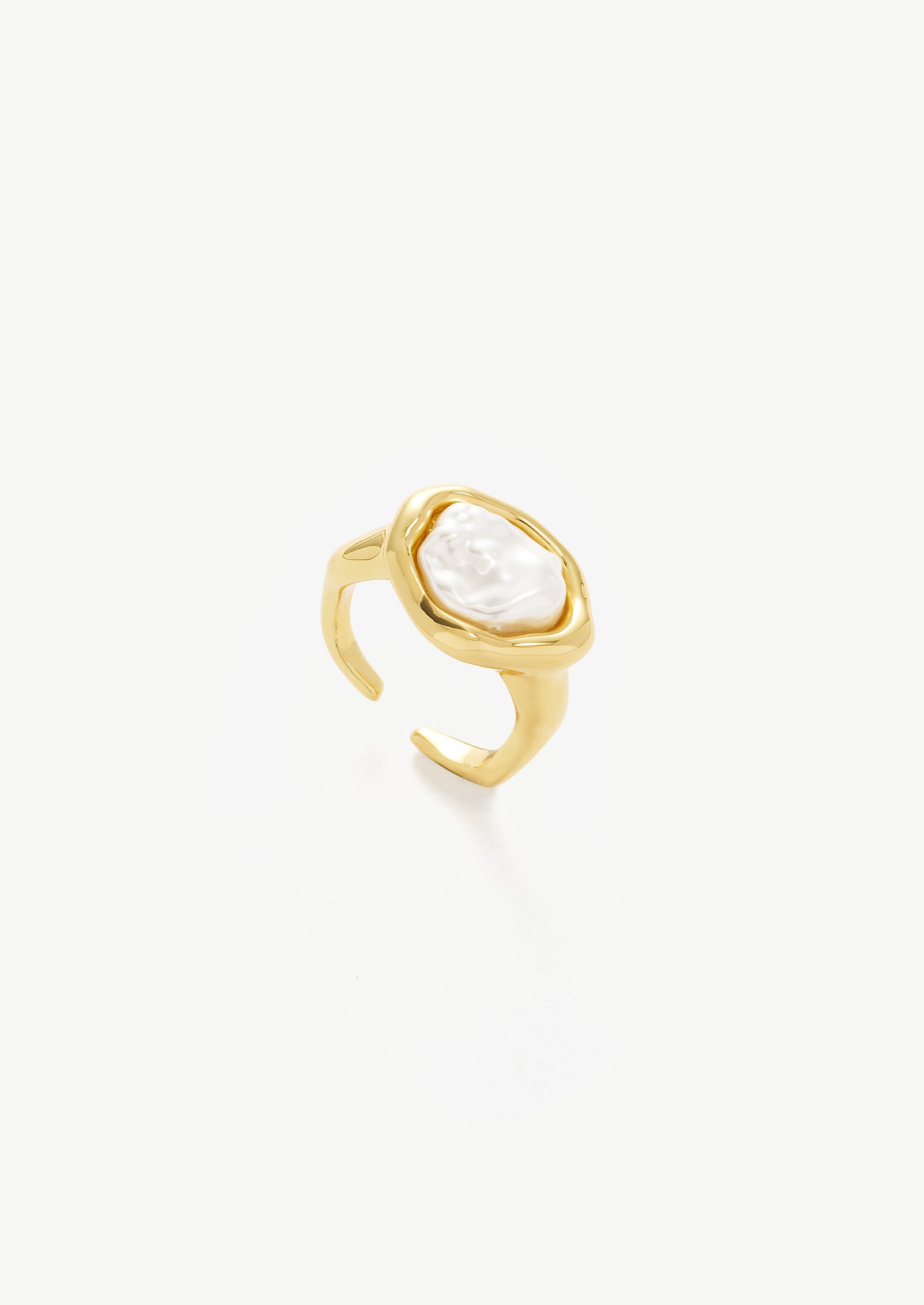 Irregular Pearl Ring