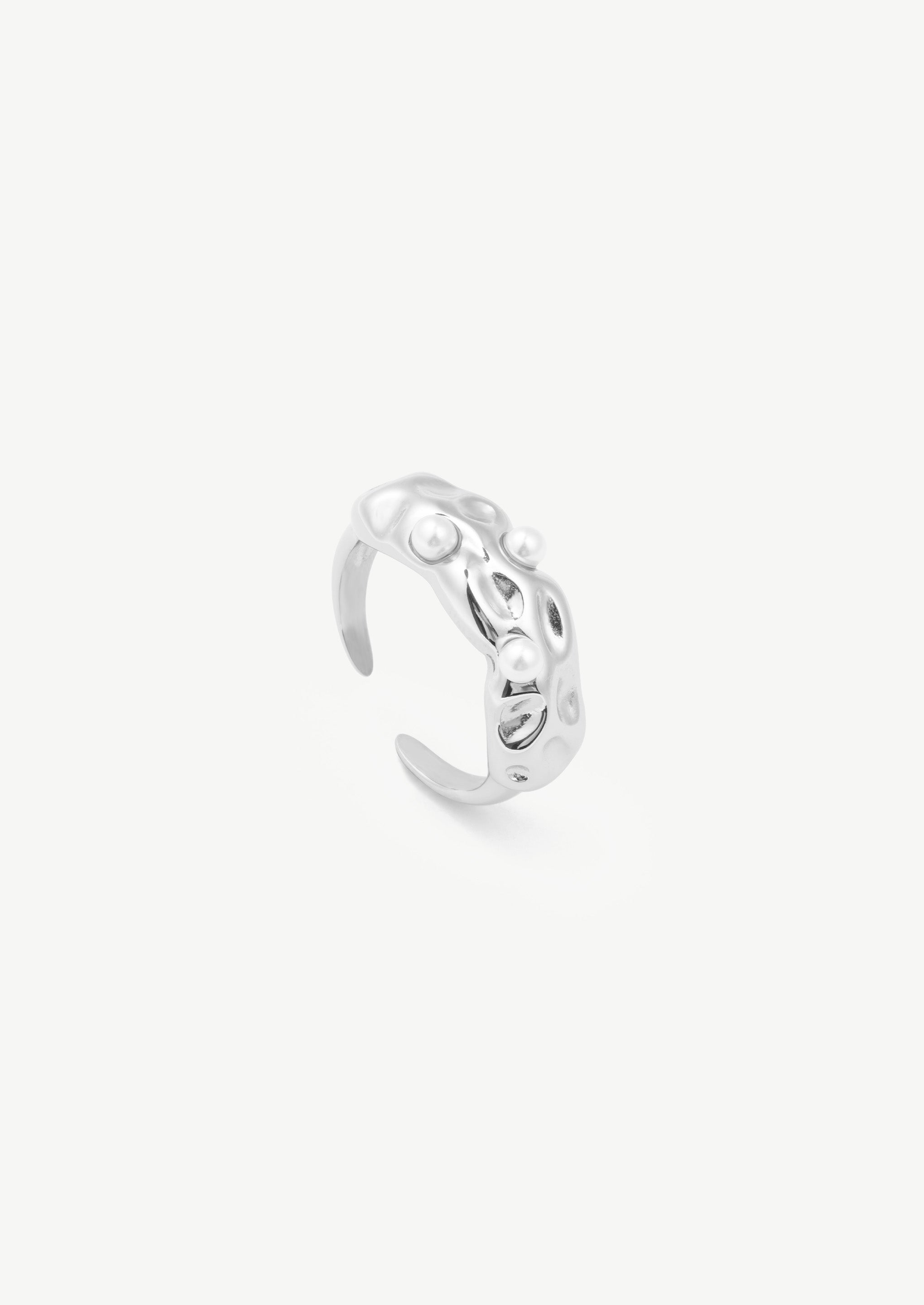 Wave Pearl Ring
